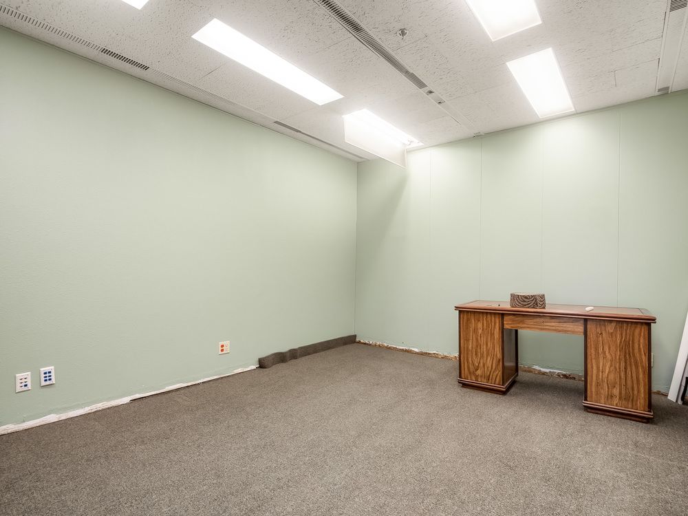 Office Space Available in Excellent Condition & Move-In Ready : 1221 Van Ness Ave, Fresno, CA 93721